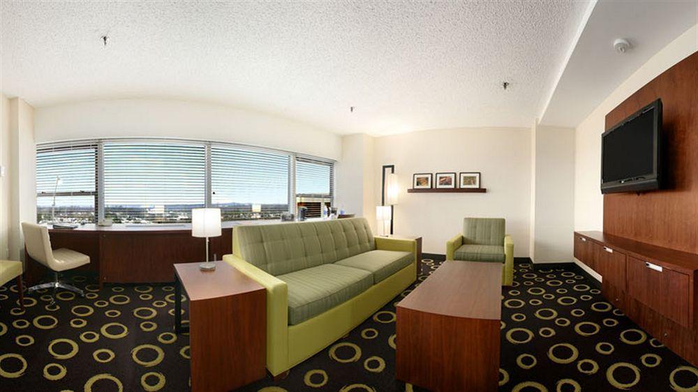 Hyatt Regency Hotel